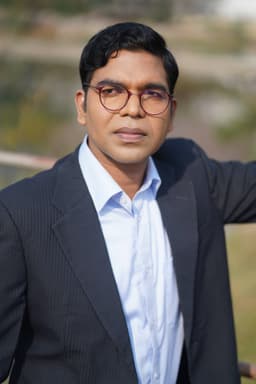 Profile picture of +918121367156